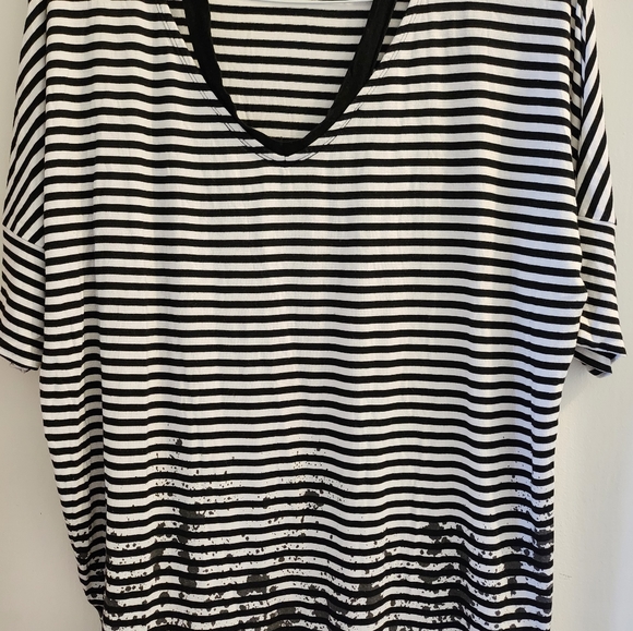 Love & Legend Striped T, Size 16, Preloved. - Picture 1 of 7
